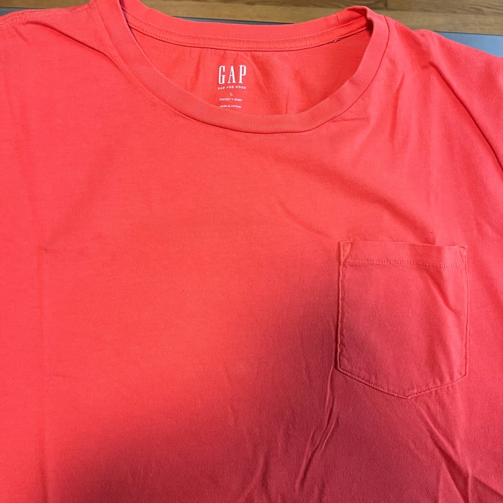 GAP Vibrant Coral Tee with Pocket